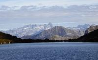 Picos desde el lago Ubales