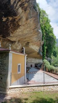 Santuario Santuario de la Virgen de la Cueva